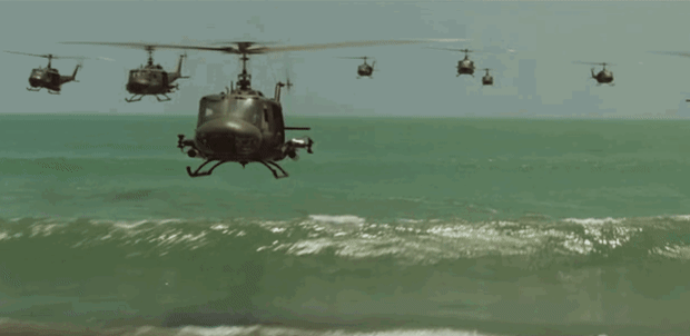 Apocalypse Now - gif - hélicoptère
